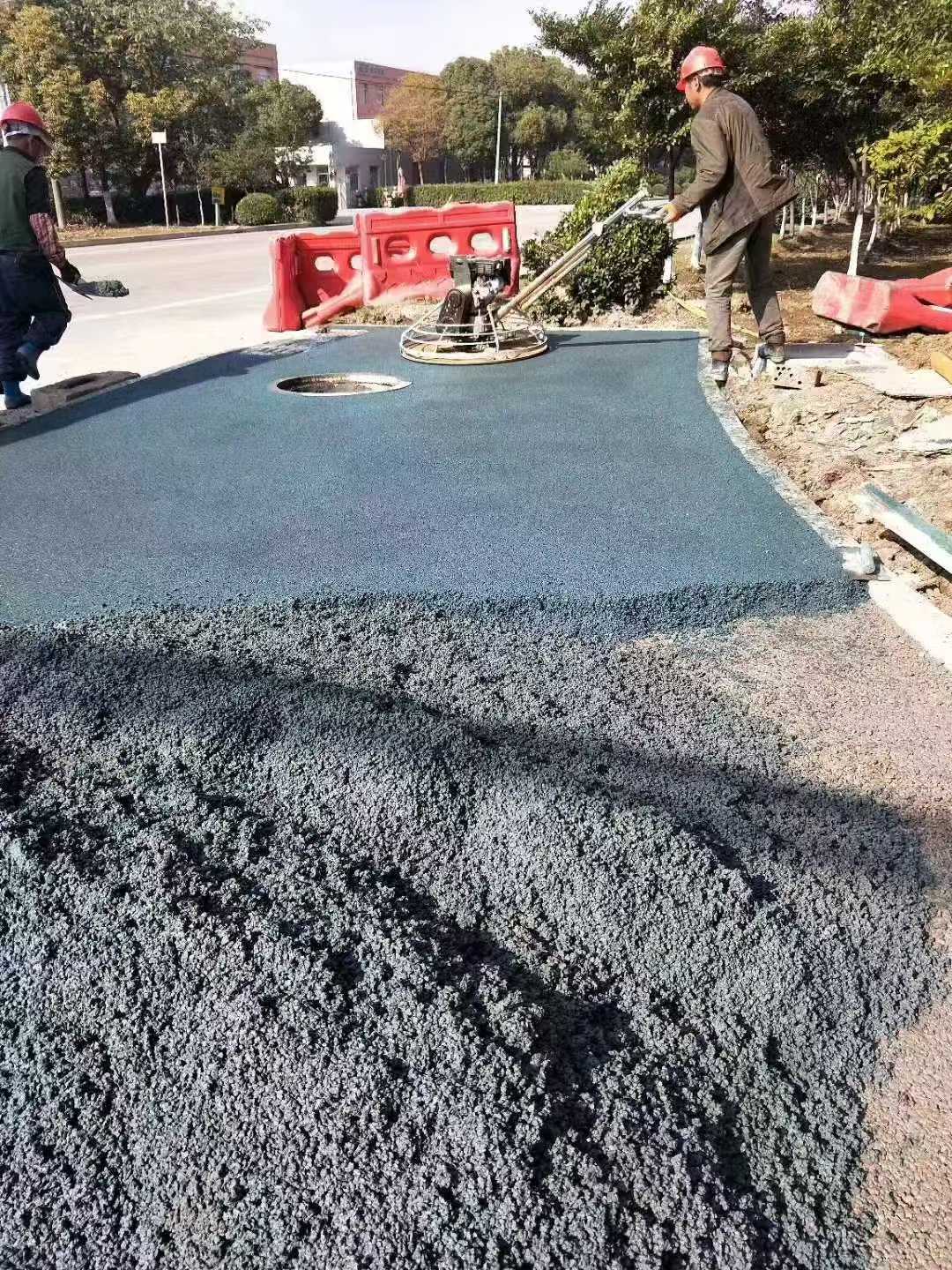灰色透水混凝土案例5_264.jpg