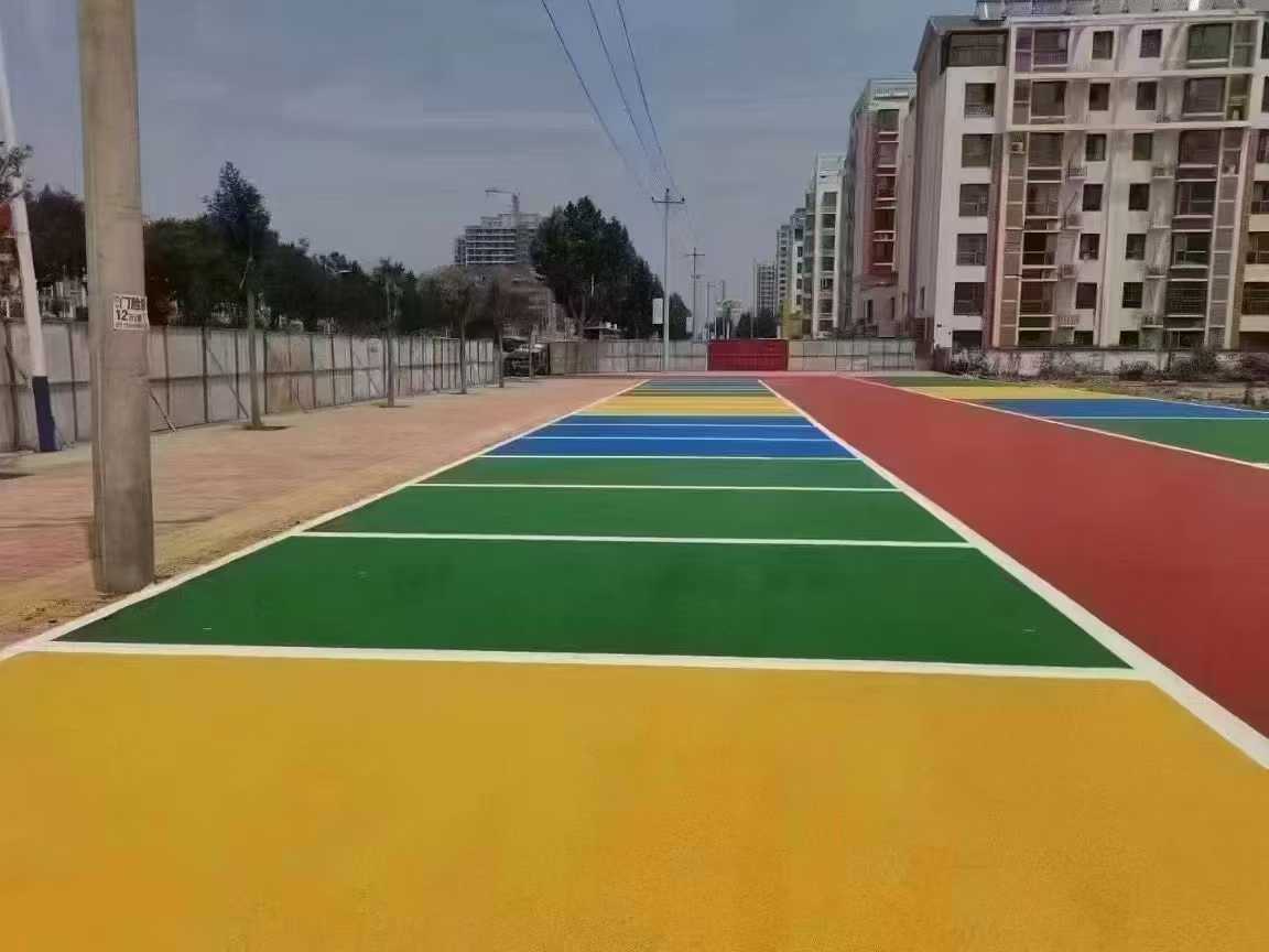 彩色透水混凝土校园应用案例2.jpg
